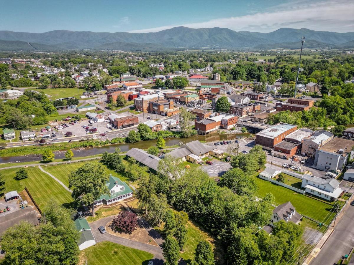 The Legacy Inn Luray Virginia Buitenkant foto